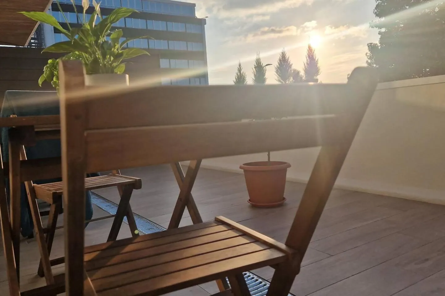 Cozy Flat For Vacation& Business In Famagosta Area Apartment Milan